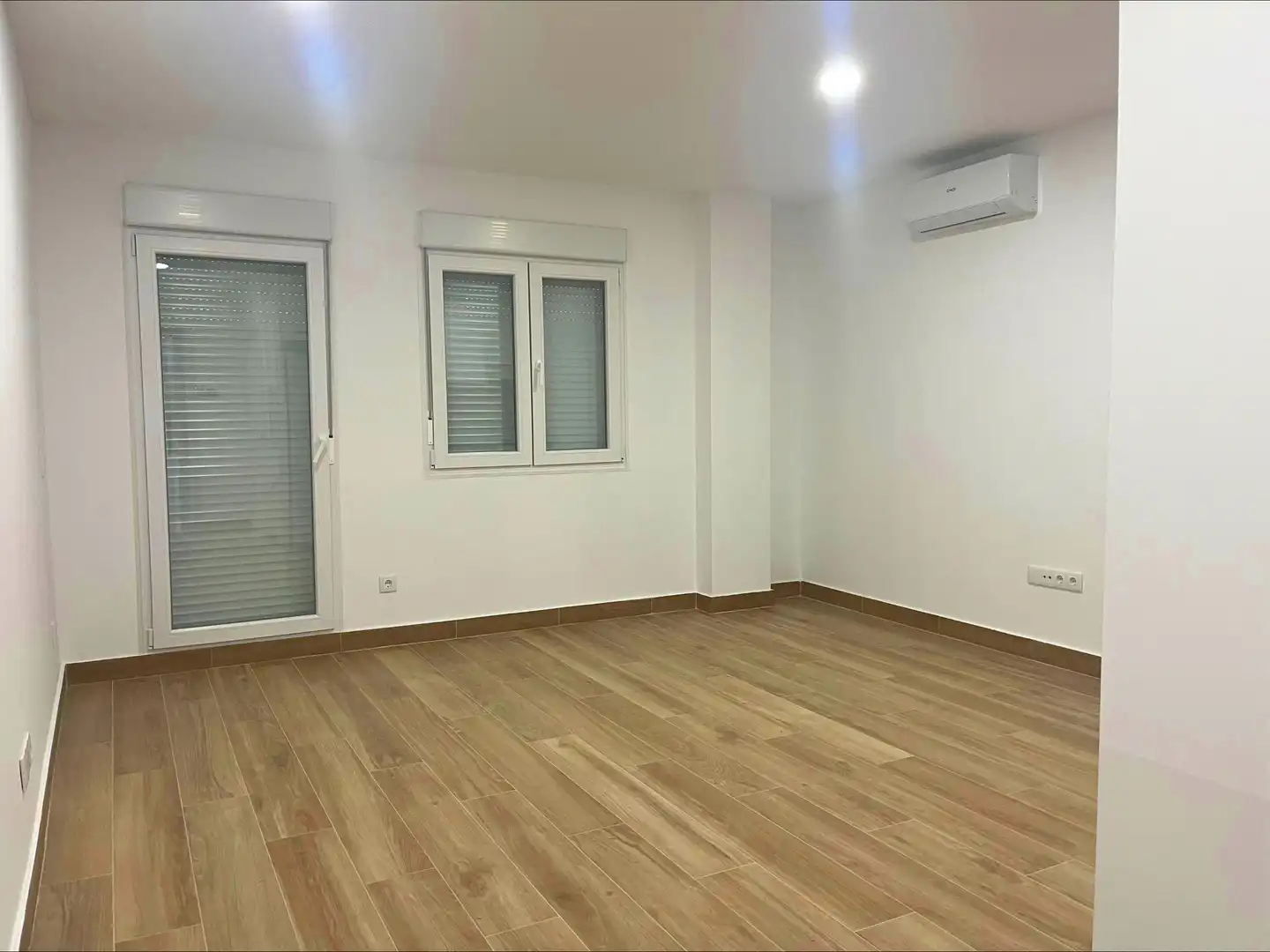 Habitación de Estudio de alquiler en Alcobendas con Aire acondicionado y Calefacción