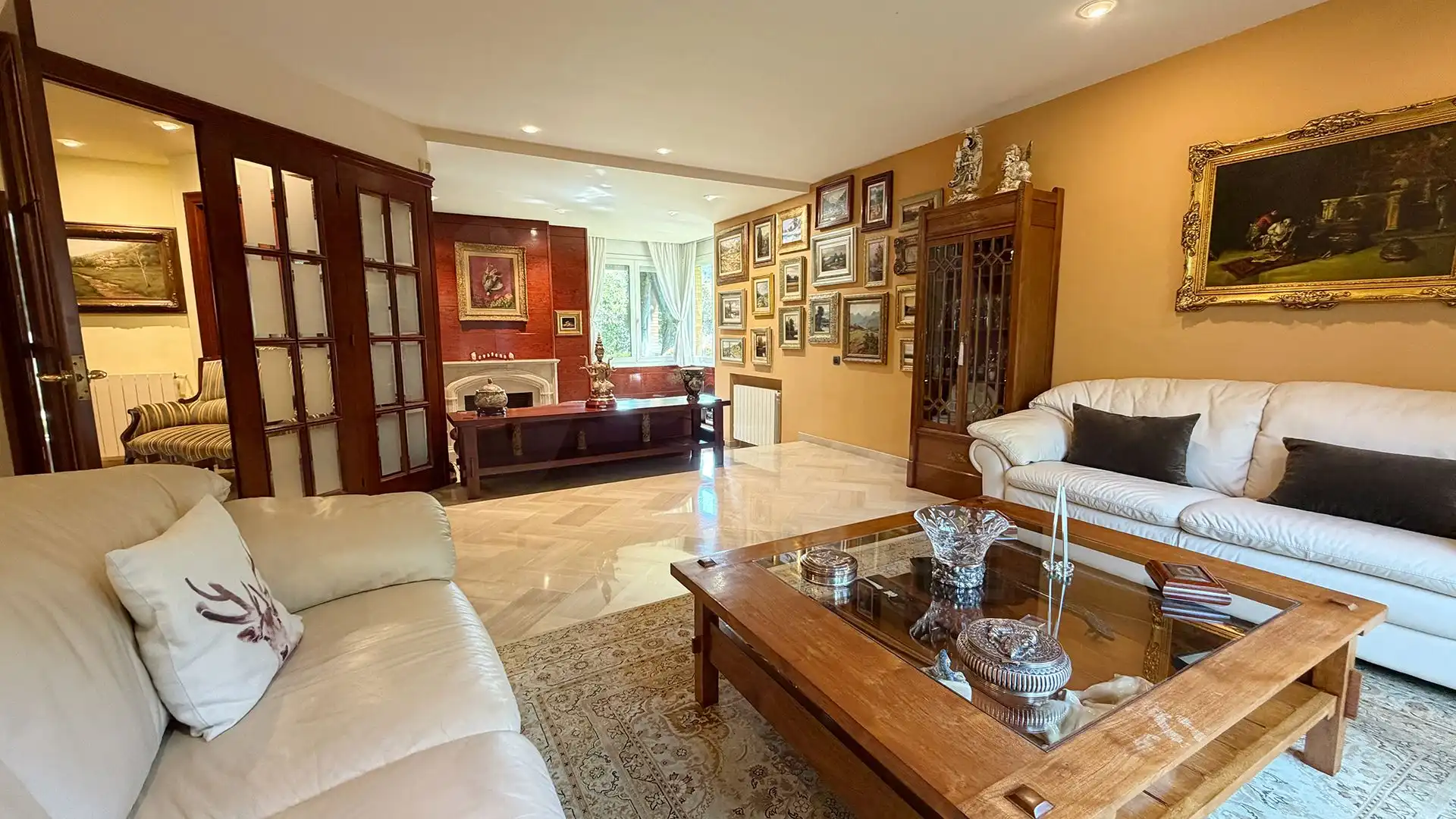 Sala d'estar de Casa o xalet en venda en Sant Cugat del Vallès amb Aire condicionat, Calefacció i Terrassa