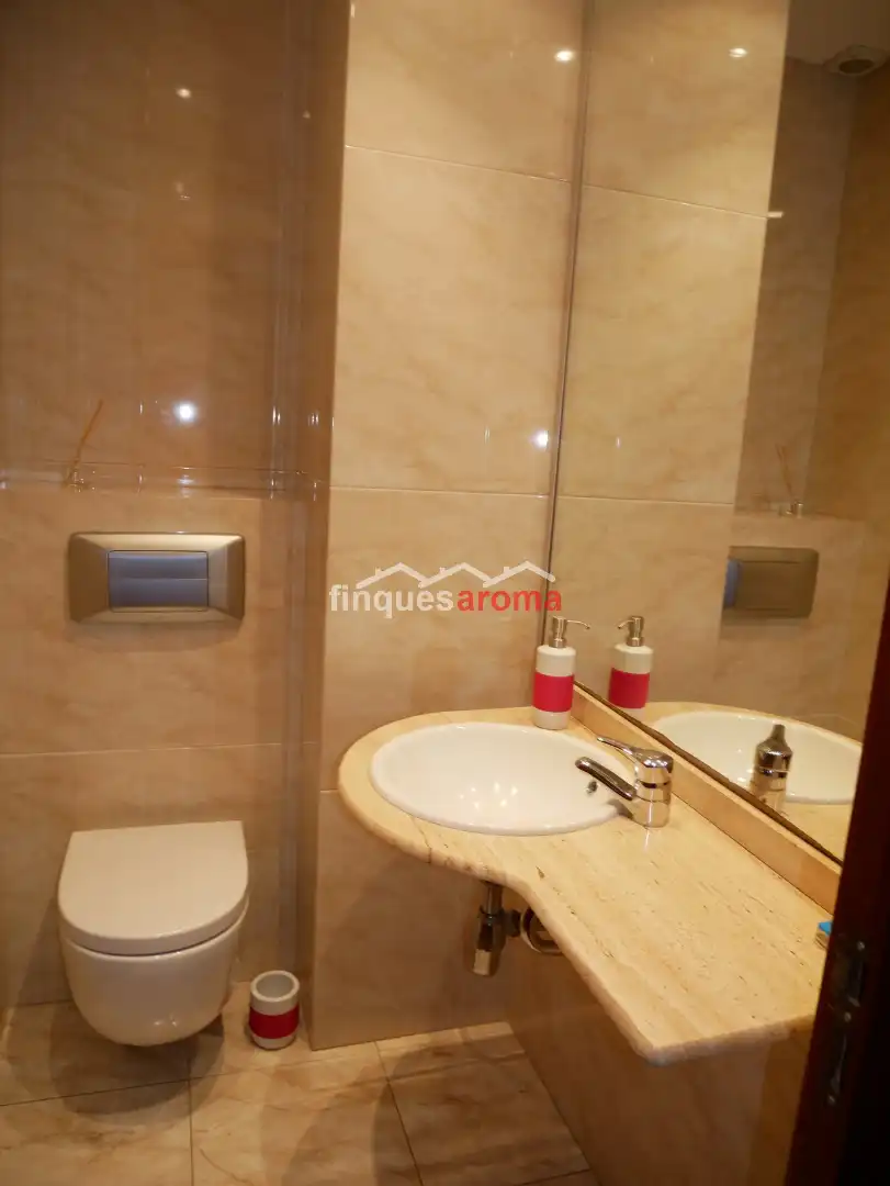 Baño de Piso en venta en Valls con Aire acondicionado, Calefacción y Parquet