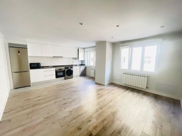 Flat with lift to rent in Centro