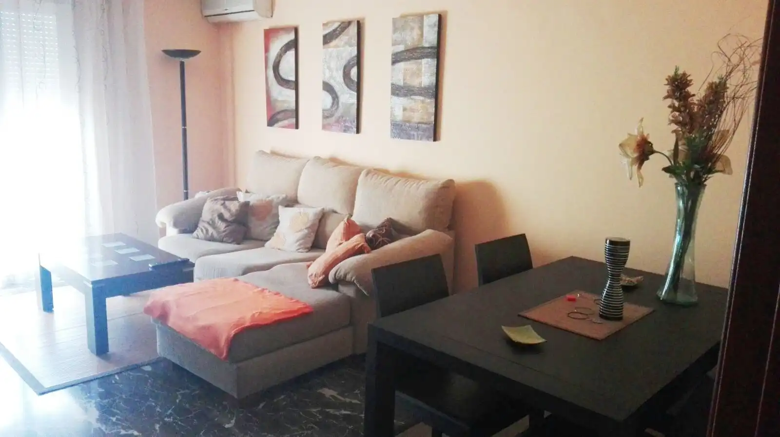 Casa adosada en venta en Calle Puerta de Martos, Ctra. Circunvalación - La Magdalena