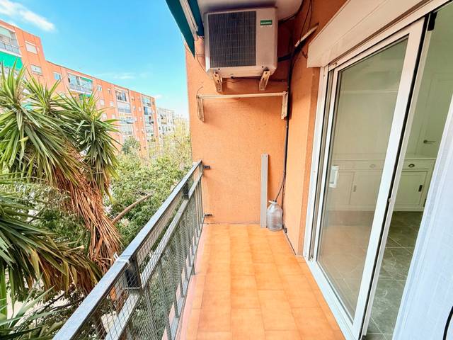 Piso en Venta en Carrer d'Europa en La Salut