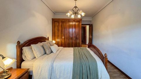 Foto 2 de Piso en venta en Calle Juan Boscan, 1, Cascajos - Piqueras, Logroño