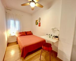 Bedroom of Flat to rent in Paterna  with Terrace and Balcony