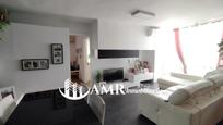 Living room of Flat for sale in Illescas  with Air Conditioner, Parquet flooring and Terrace