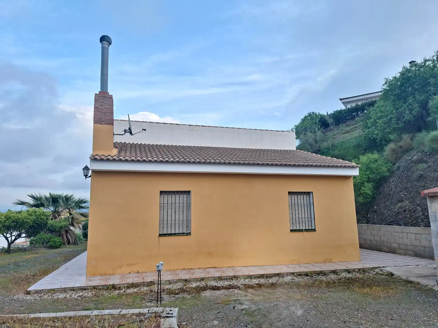 Exterior view of Country homes for sale in Viñuela  with Furnished, Oven and Washing machine
