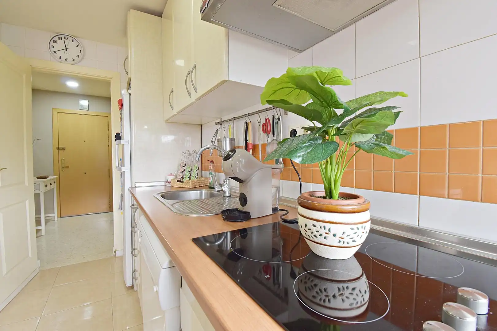 Kitchen of Flat for sale in Jerez de la Frontera  with Terrace and Community pool
