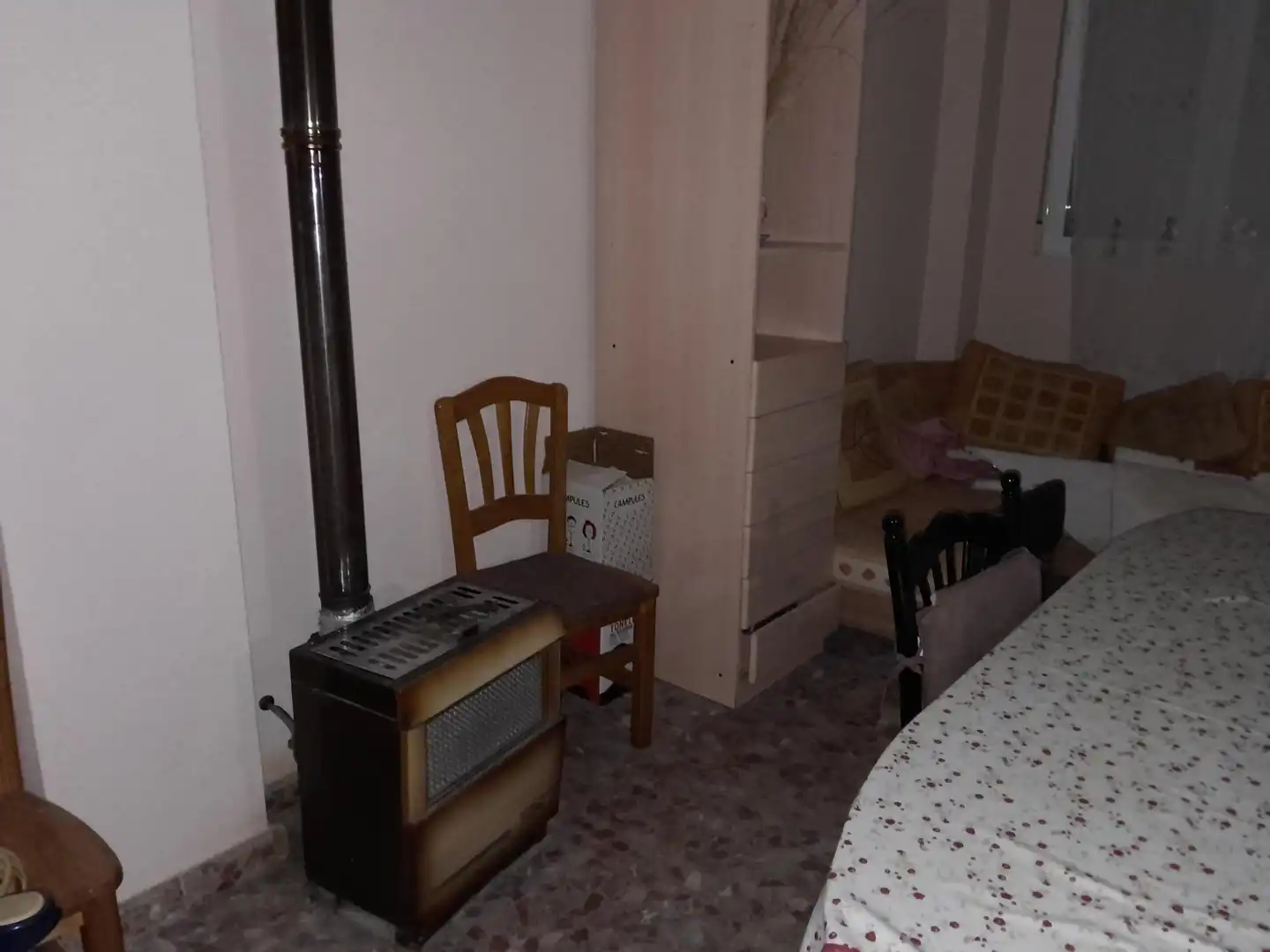 Dormitori de Casa o xalet en venda en Yecla amb Calefacció, Jardí privat i Moblat
