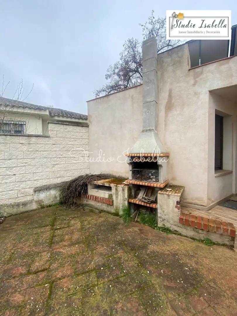Jardí de Casa o xalet en venda en Nambroca amb Aire condicionat, Calefacció i Jardí privat