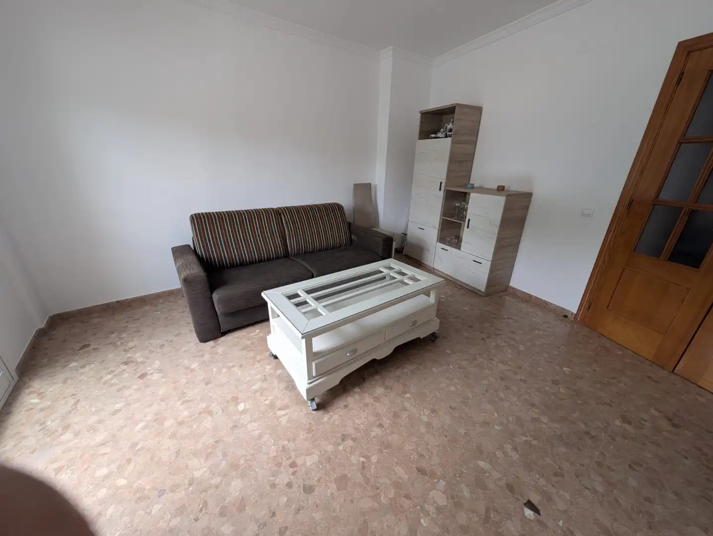 Sala d'estar de Dúplex de lloguer en Lucena amb Aire condicionat, Calefacció i Terrassa