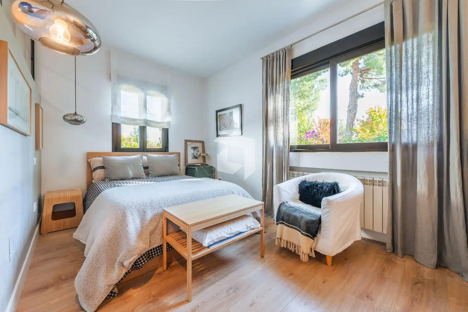 Schlafzimmer von Haus oder Chalet zum Verkauf in Pozuelo de Alarcón mit Klimaanlage, Heizung und Terrasse