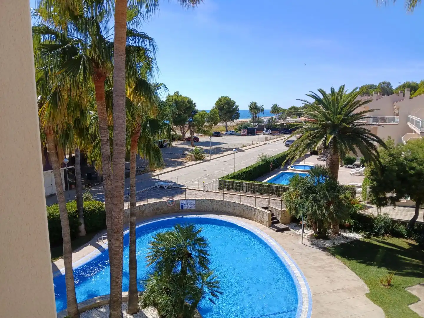 Apartment with pool for sale in Carrer de Cadaloques 96, imagen 9