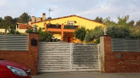 Solvia Inmobiliaria  Chalet independiente Olèrdola