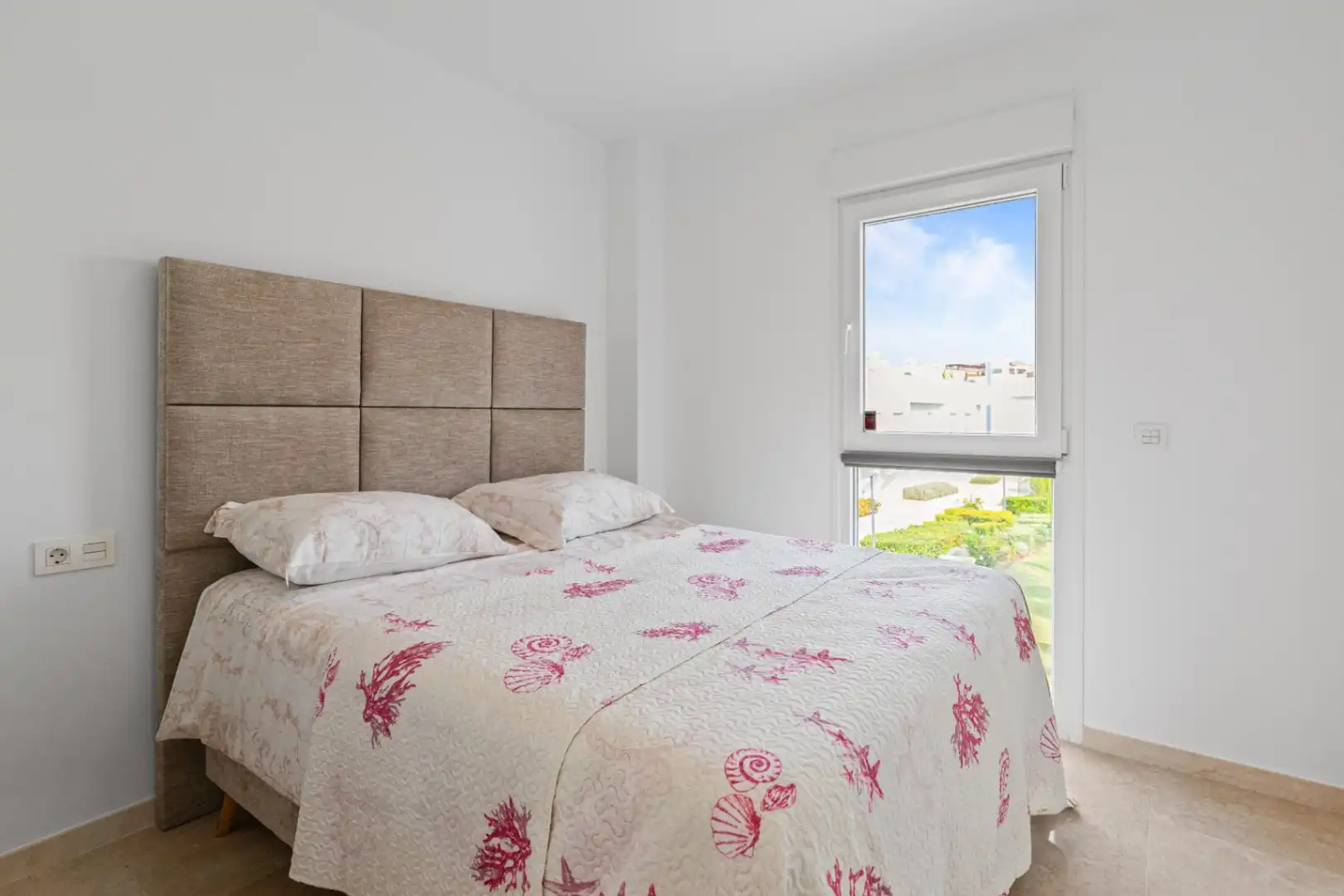 Dormitori de Casa adosada de lloguer en Mijas amb Aire condicionat, Calefacció i Terrassa