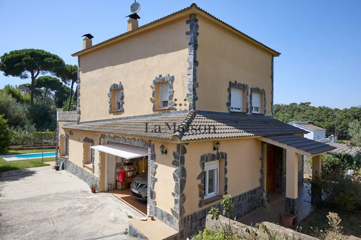 House with garden for sale in Carrer de Les Agudes, imagen 4