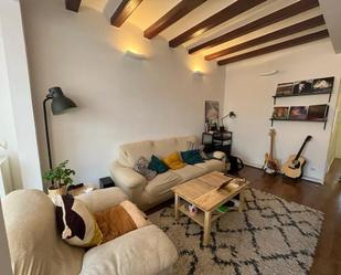 Living room of Flat for sale in  Barcelona Capital  with Heating, Parquet flooring and Balcony