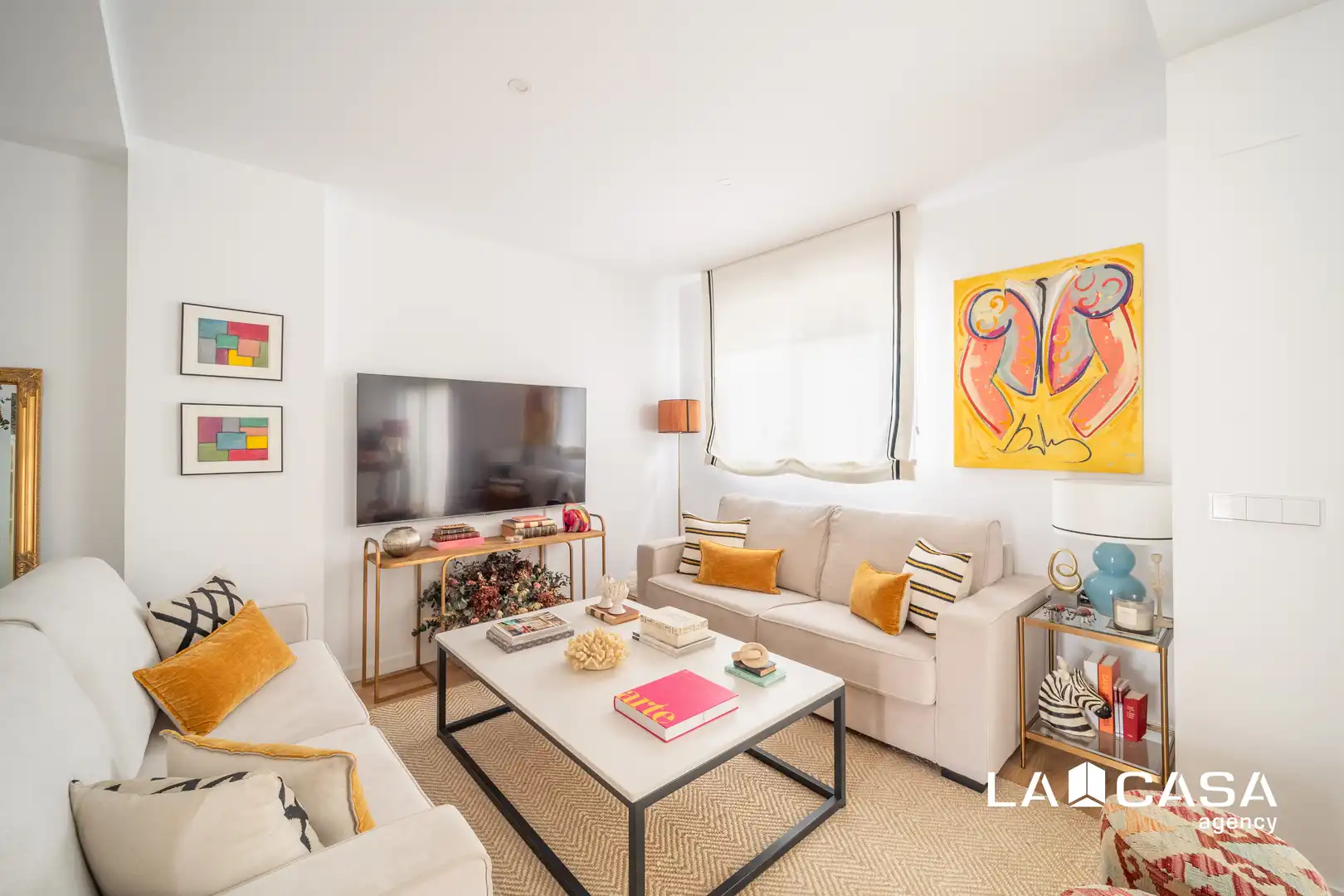 Terraced house with pool for sale in Entrenúcleos, imagen 6