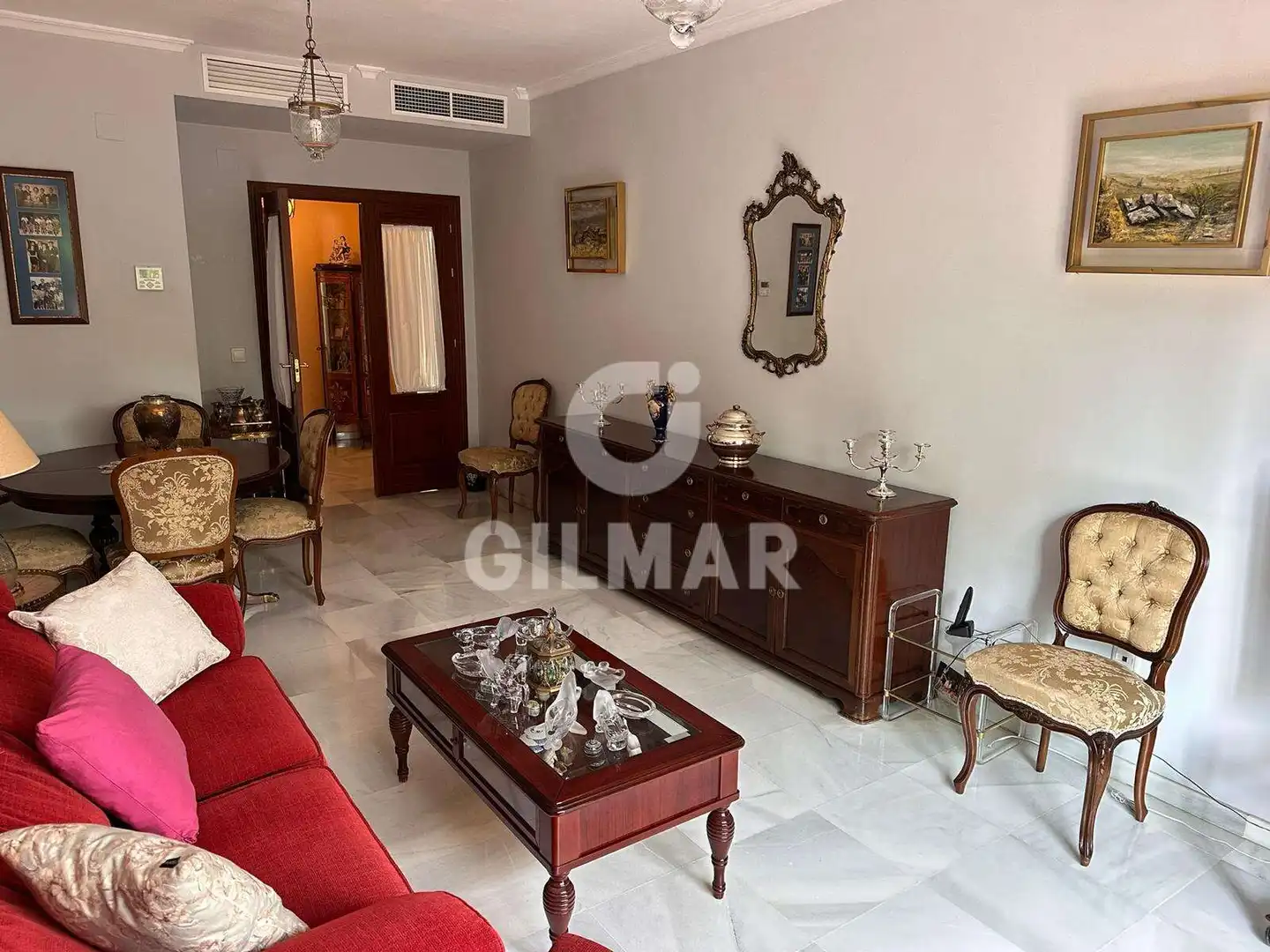Living room of Flat for rent in Sevilla  with Air Conditioner, Heating and Terrace