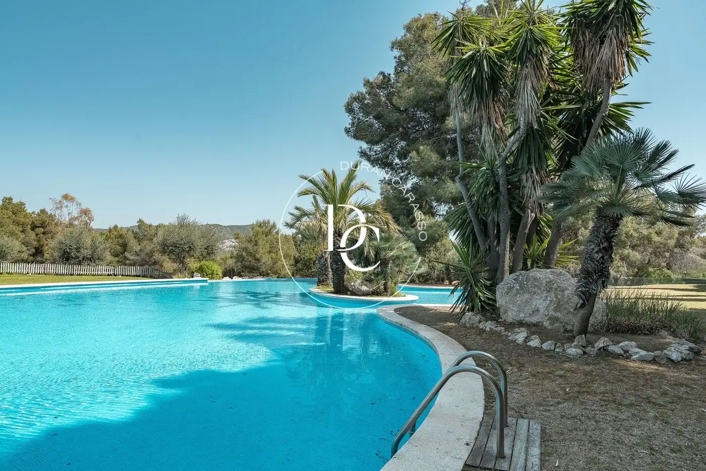 Piscina de Casa o chalet en venta en Sitges con Aire acondicionado, Calefacción y Jardín privado