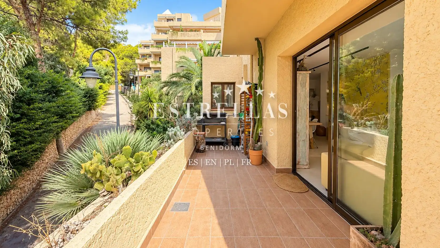 Vista exterior de Apartamento en venta en Altea con Aire acondicionado, Calefacción y Jardín privado