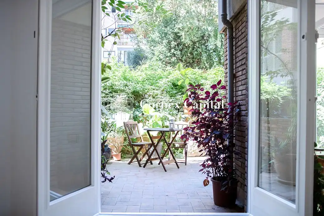 Terrasse von Erdgeschoss zum Verkauf in Barcelona mit Klimaanlage und Terrasse