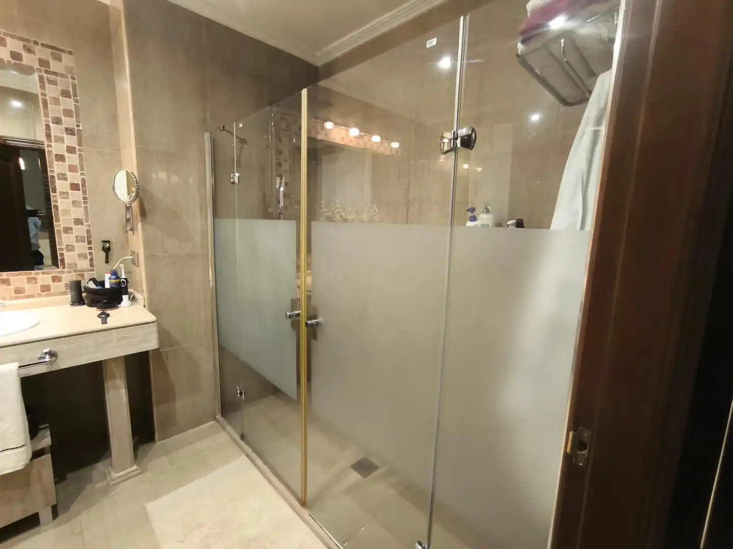 Badezimmer von Maisonette zum Verkauf in Mengíbar