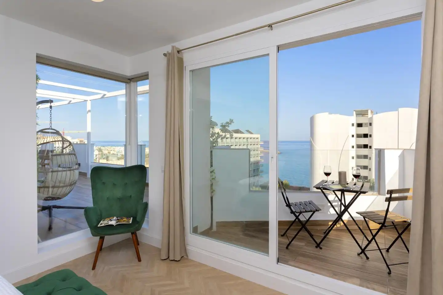 Balcony of Apartments for sale in Benalmádena  with Air Conditioner, Terrace and Furnished