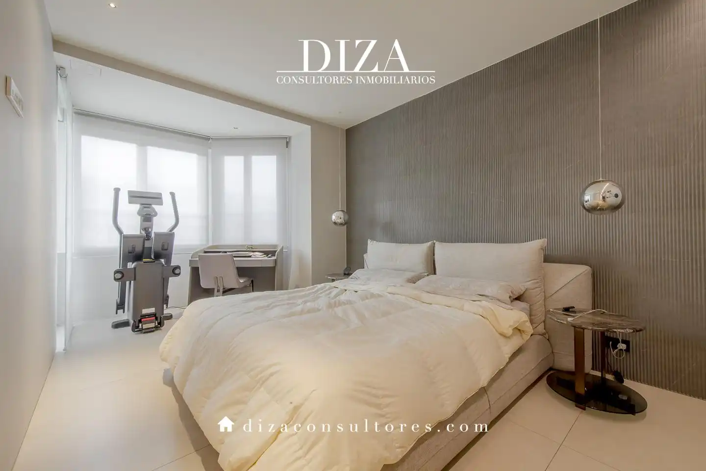Bedroom of Attic for sale in Madrid  with Air Conditioner, Heating and Terrace