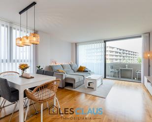 Living room of Flat for sale in  Barcelona Capital  with Air Conditioner, Heating and Oven