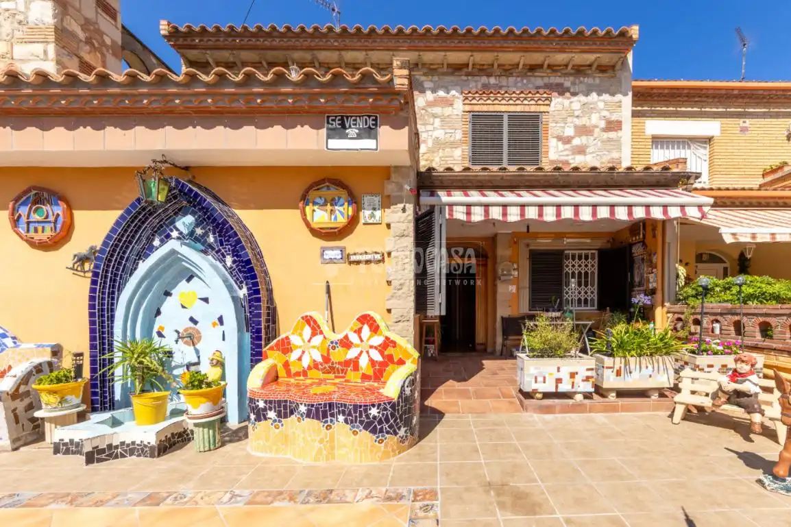 Vista exterior de Casa adosada en venta en Altafulla con Aire acondicionado y Piscina