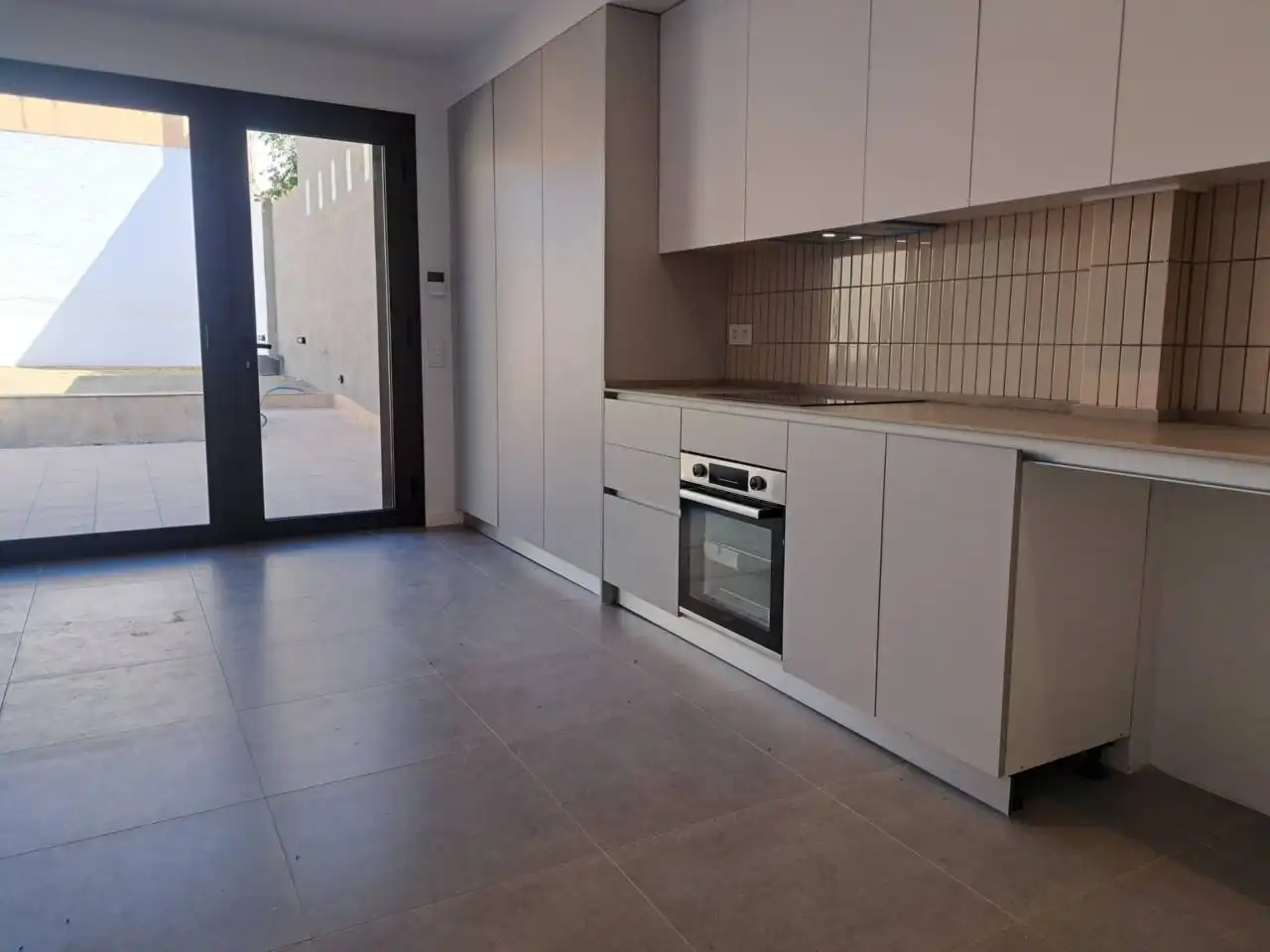 Kitchen of Flat for rent in Sabadell  with Air Conditioner, Heating and Private garden