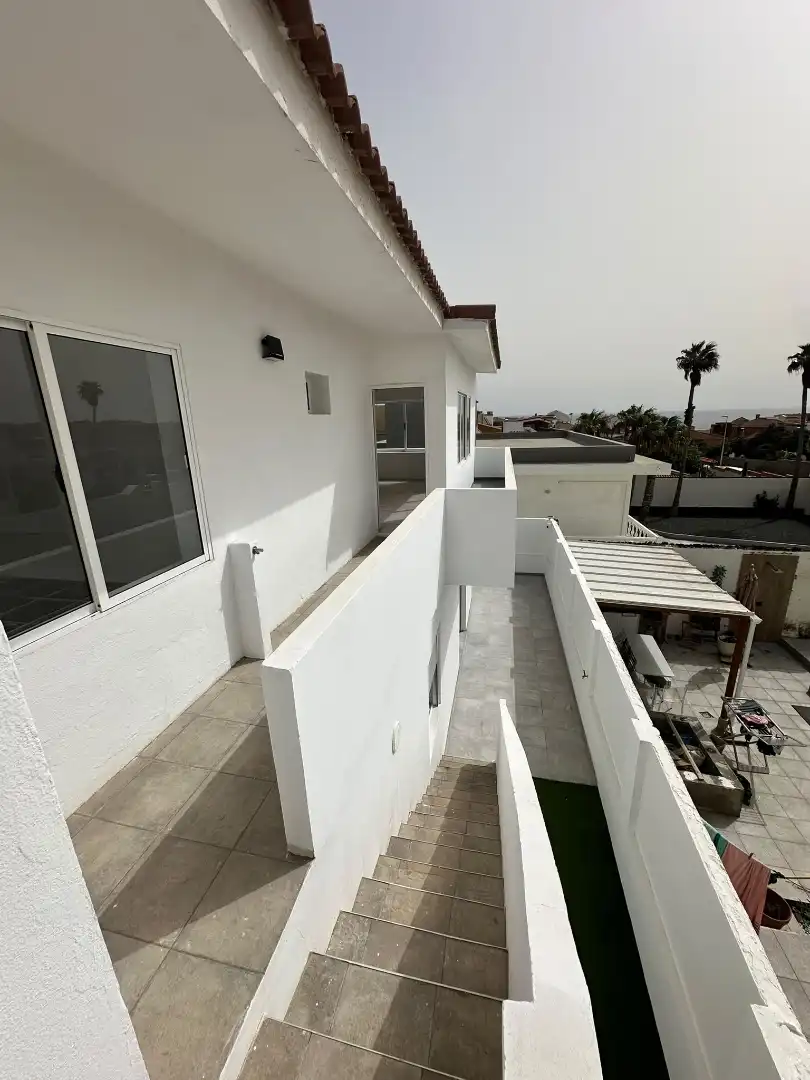 Detached house with terrace for sale in Calle Míster Blisse 56, imagen 24