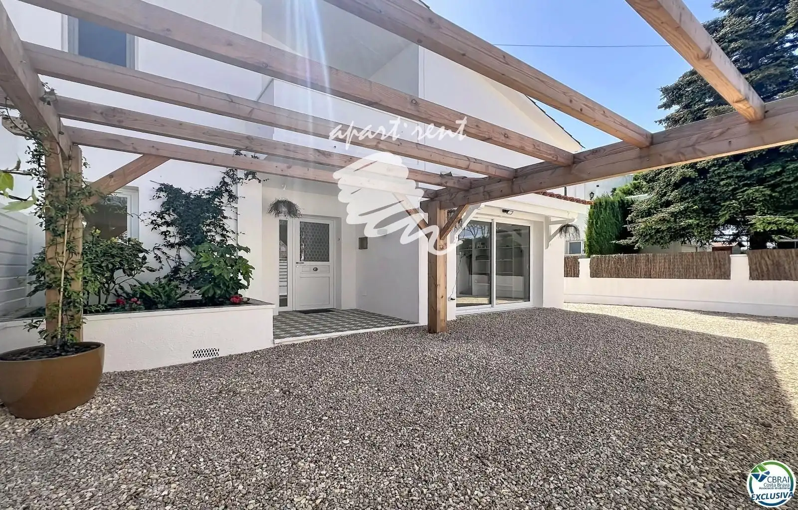 Casa con terraza en venta en peni, imagen 2