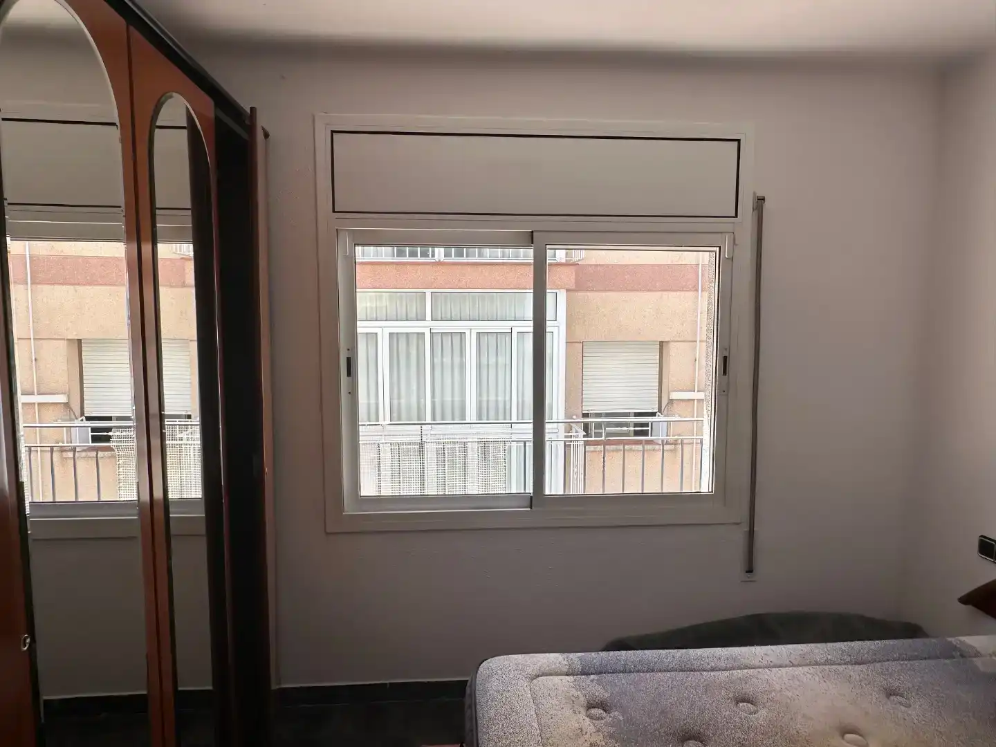 Dormitori de Pis en venda en Sant Joan Despí amb Aire condicionat, Traster i Balcó