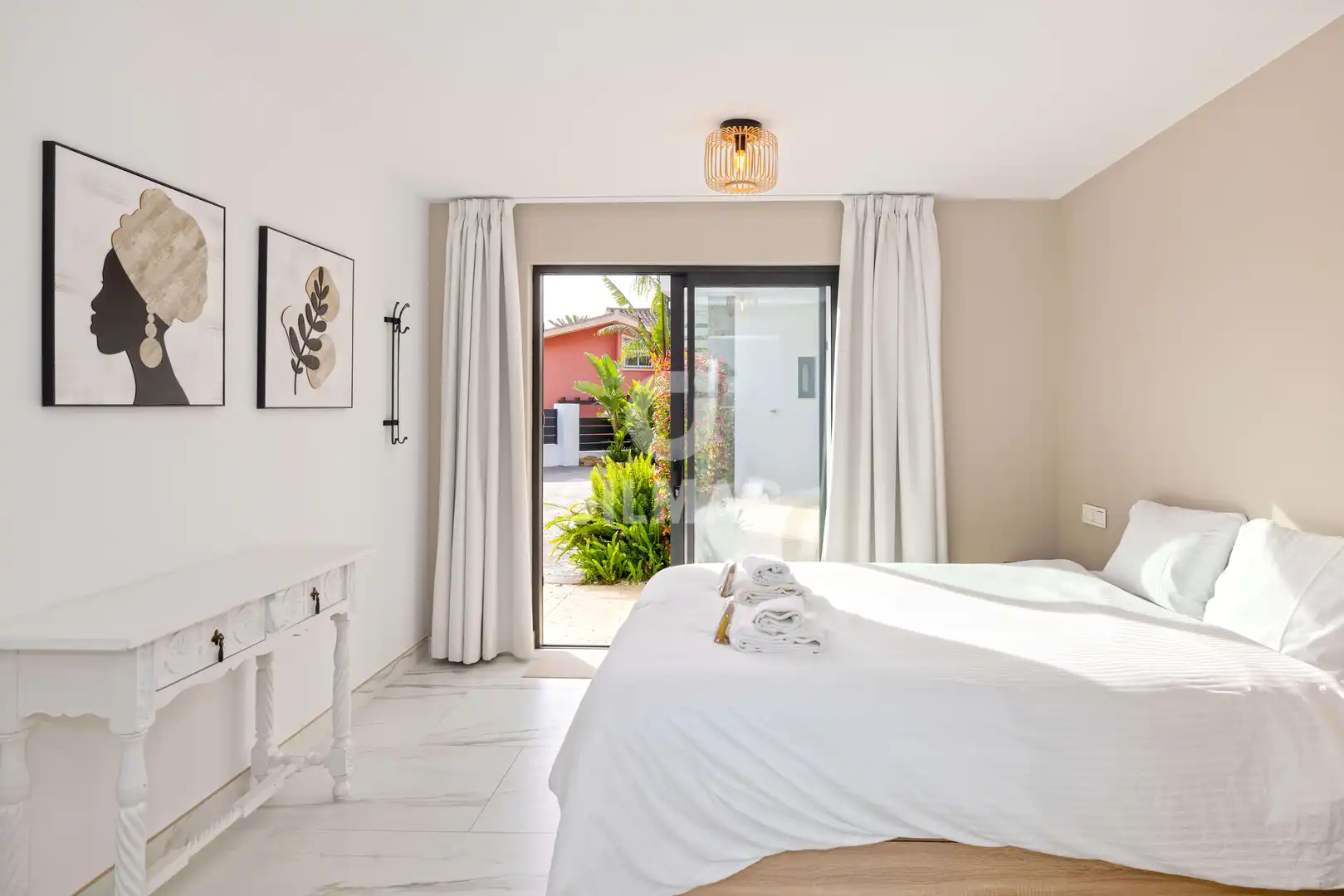 Bedroom of Houses for sale in Benalmádena  with Heating, Private garden and Swimming Pool