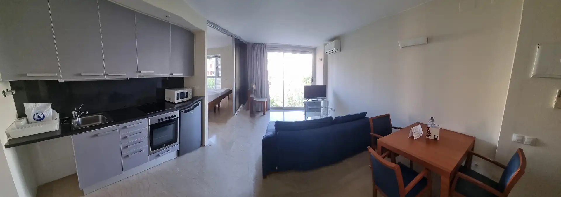 Living room of Apartments for rent in Girona  with Air Conditioner, Furnished and Oven
