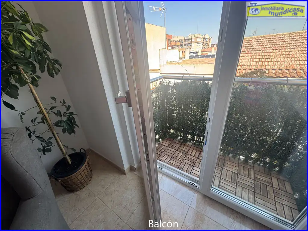 Terrasse von Wohnung zum Verkauf in Santomera mit Klimaanlage, Abstellraum und Möbliert
