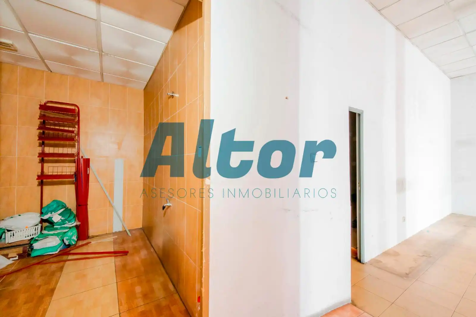 Local comercial en venda a FUENTE CISNEROS 62, imagen 19
