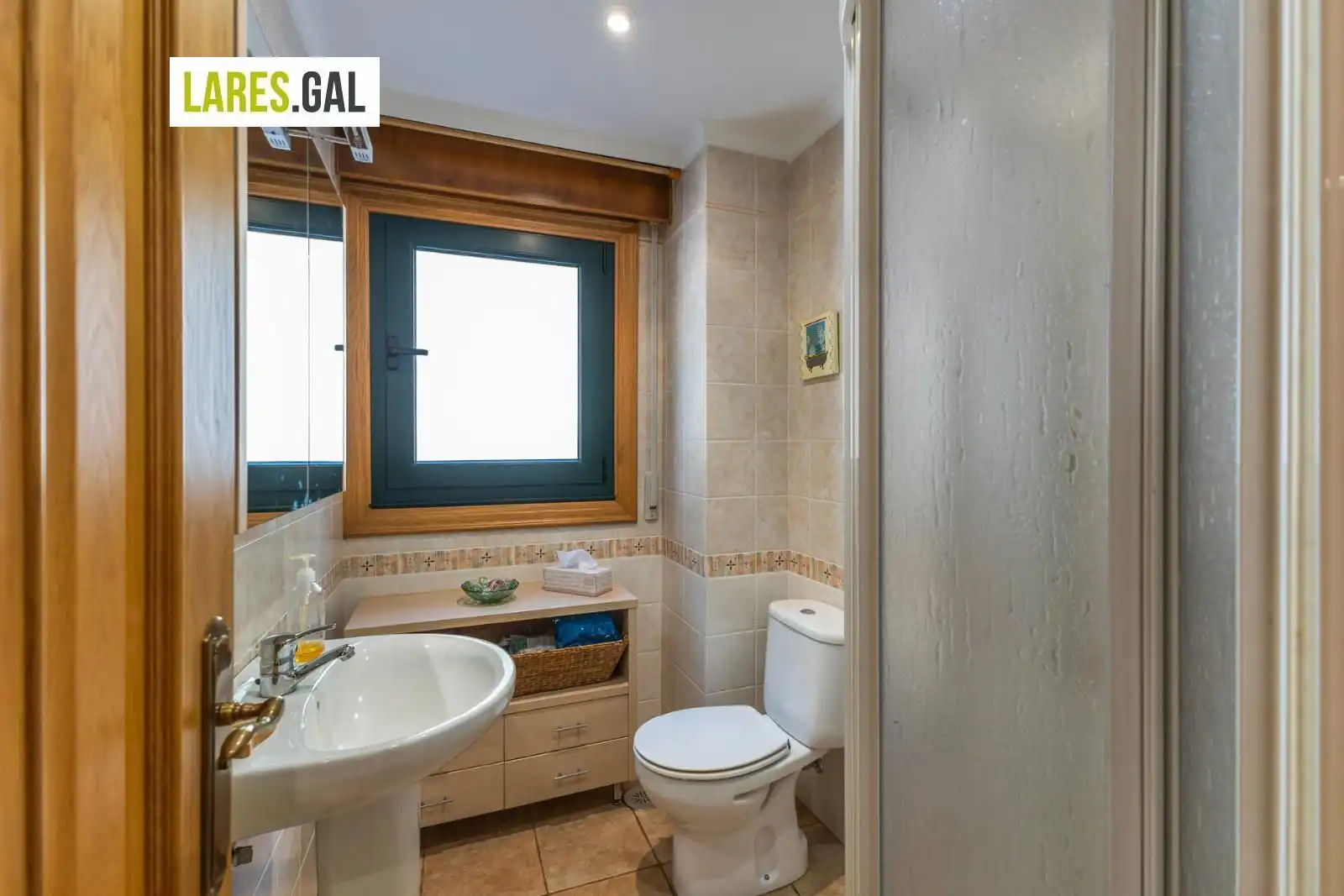 Badezimmer von Haus oder Chalet zum Verkauf in Cangas  mit Heizung, Terrasse und Möbliert