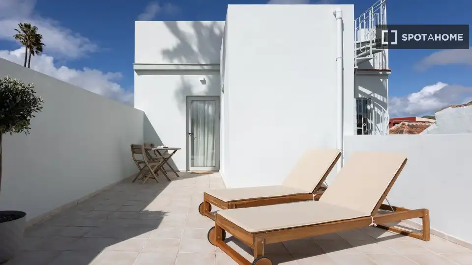 Terrace of Apartments for share in San Cristóbal de la Laguna  with Air Conditioner, Terrace and Furnished