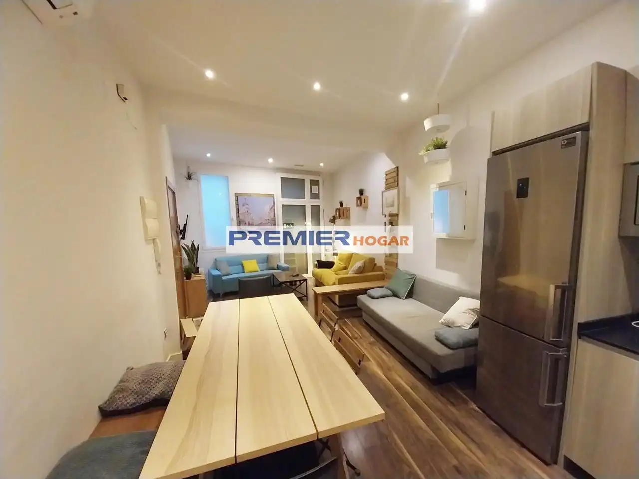 Ground floor for rent in Madrid  with Air Conditioner, Heating and Furnished