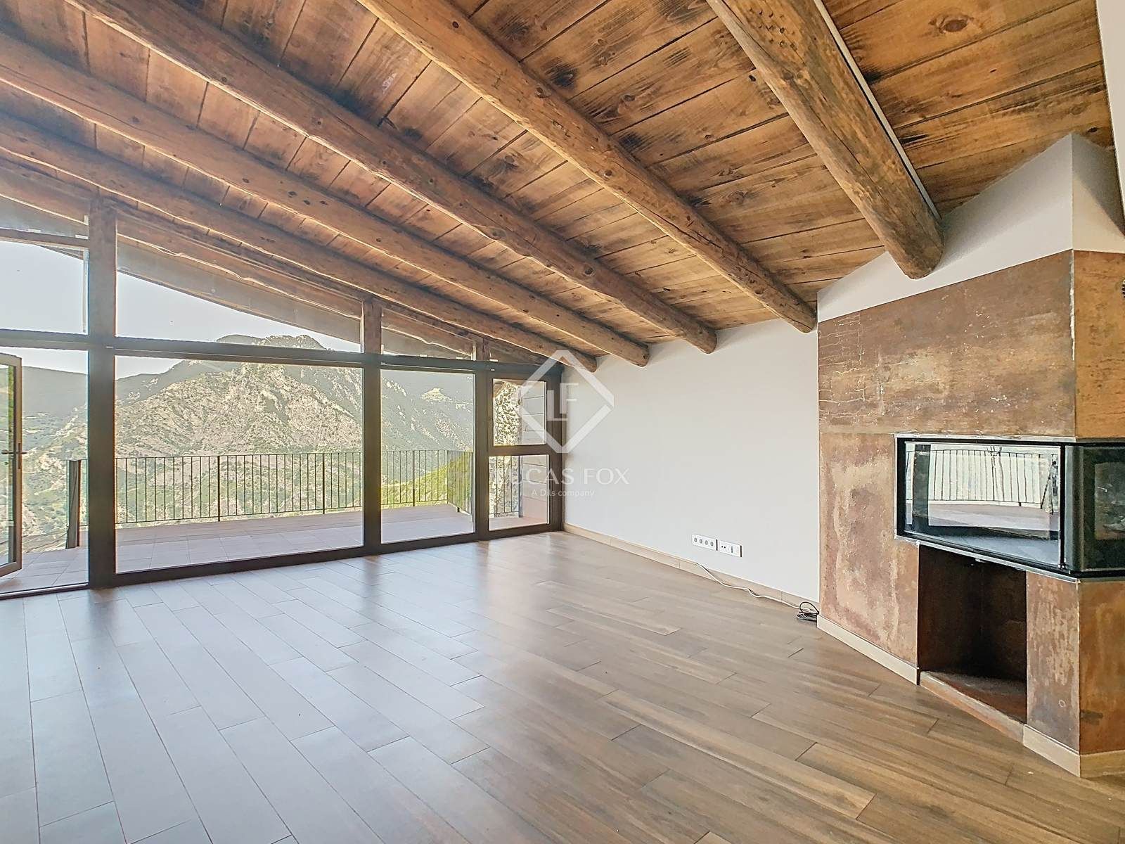 Living room of House or chalet to rent in  Madrid Capital  with Air Conditioner, Heating and Parquet flooring