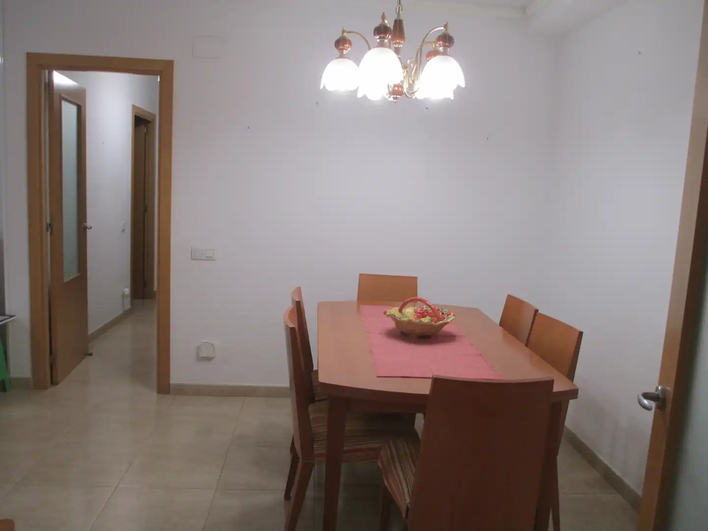 Comedor de Piso en venta en Sant Celoni con Calefacción, Trastero y Amueblado