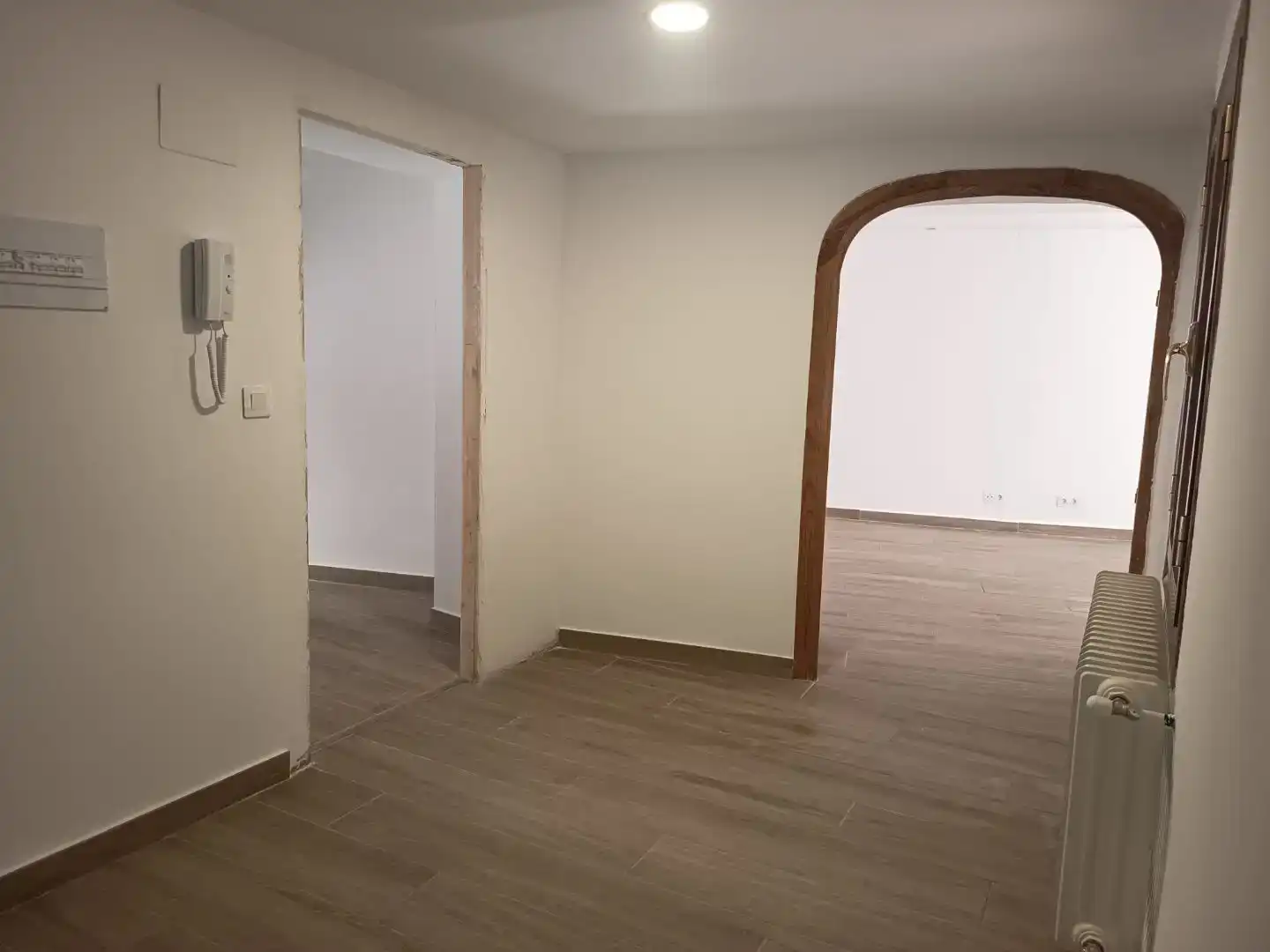 Casa adosada en venda en Valdepeñas amb Balcó