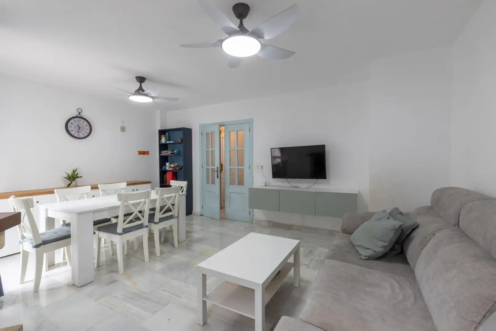 Sala de estar de Casa o chalet en venta en Altos de la Zubia