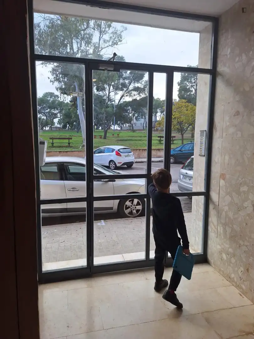 Parking de Apartamento de alquiler en Moncada con Amueblado, Horno y Lavadora