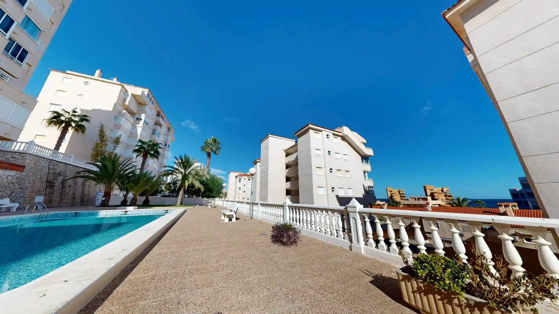 Piscina de Apartament de lloguer en Elche / Elx amb Aire condicionat, Calefacció i Terrassa