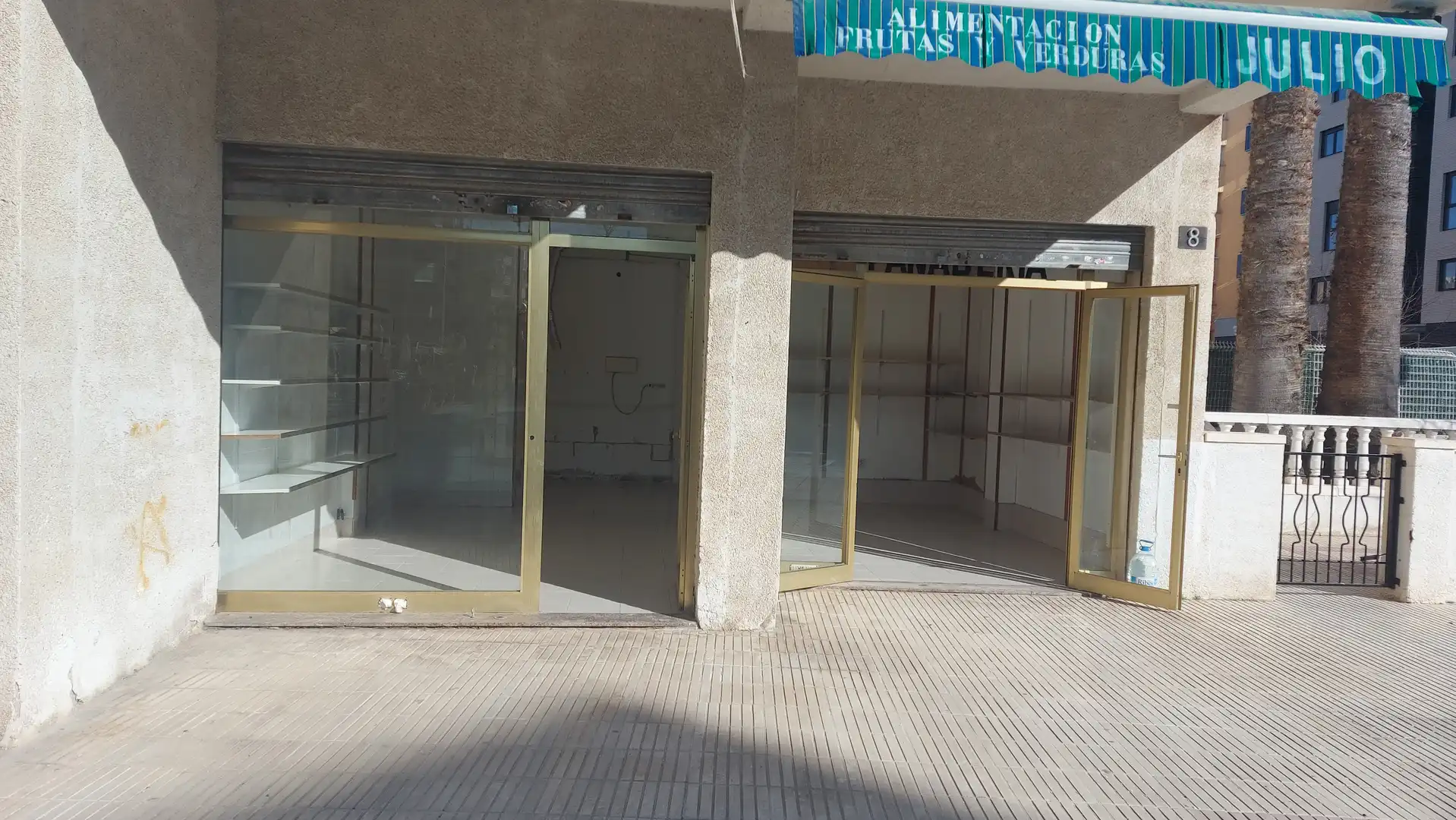 Business premises for sale in Carrer d'Enric Morera, imagen 2