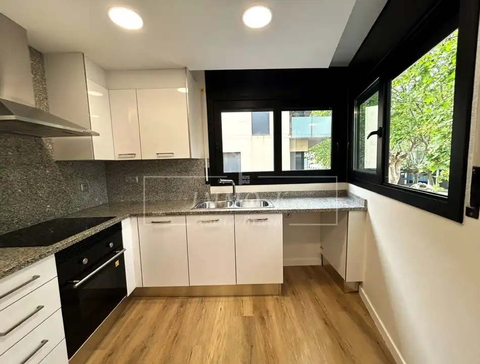 Flat for sale in Carrer Castellar, El Port