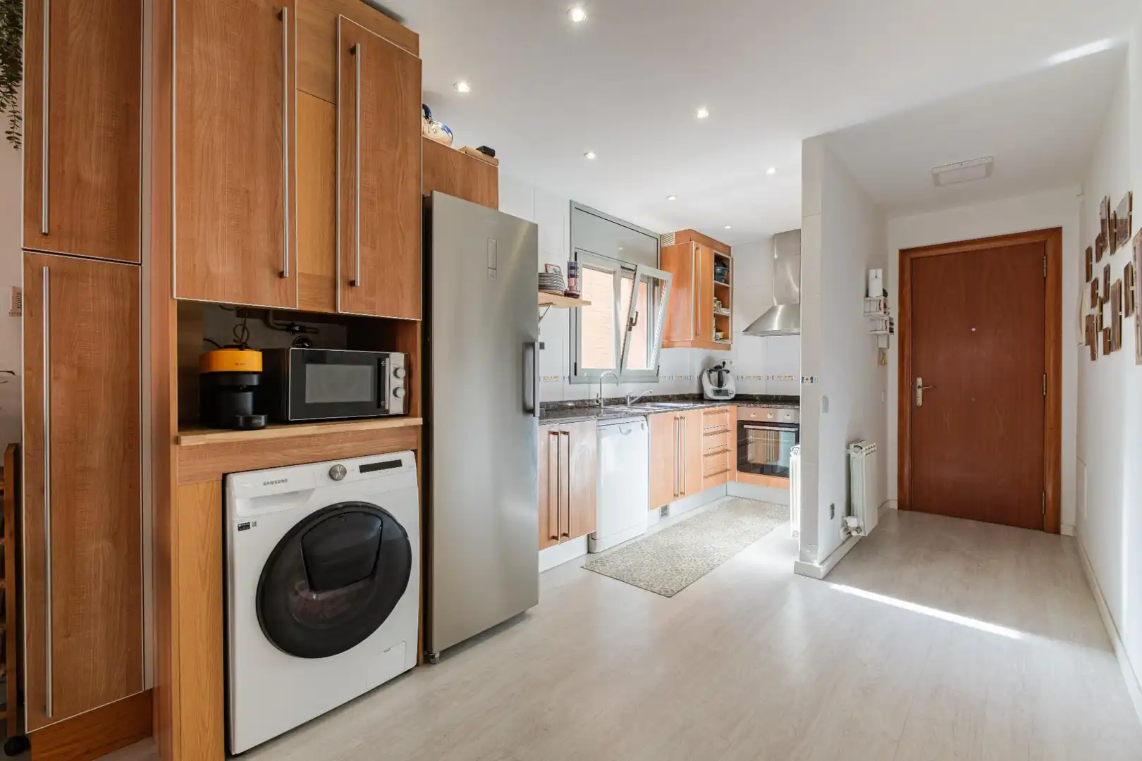 Cocina de Piso en venta en Sant Vicenç Dels Horts con Aire acondicionado, Calefacción y Terraza
